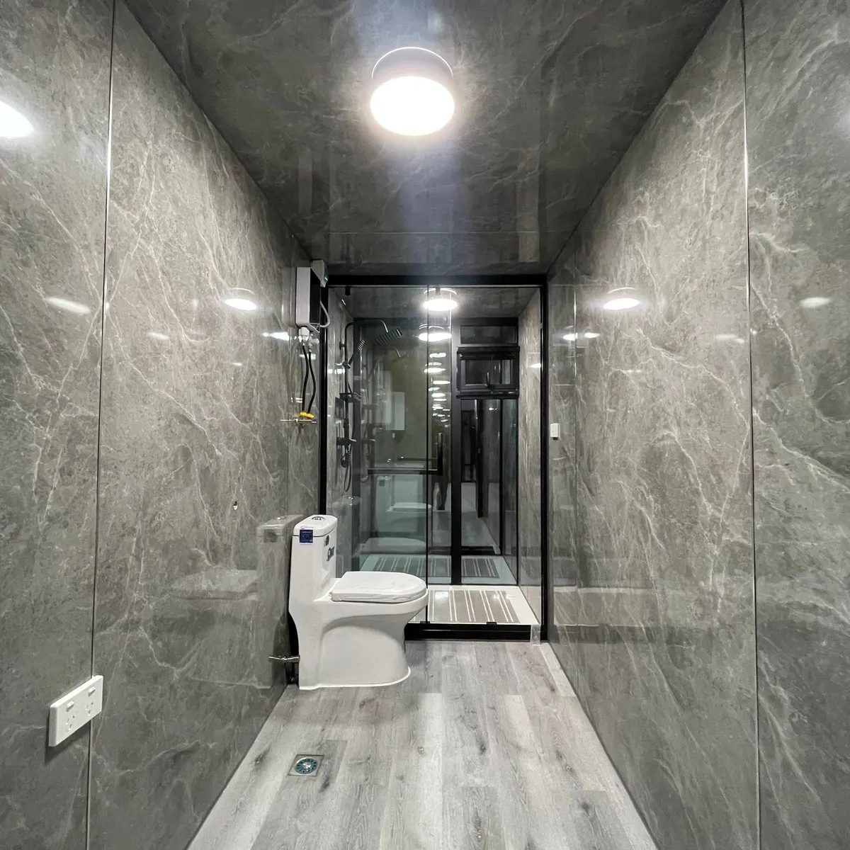 40FT Bathroom Model 9